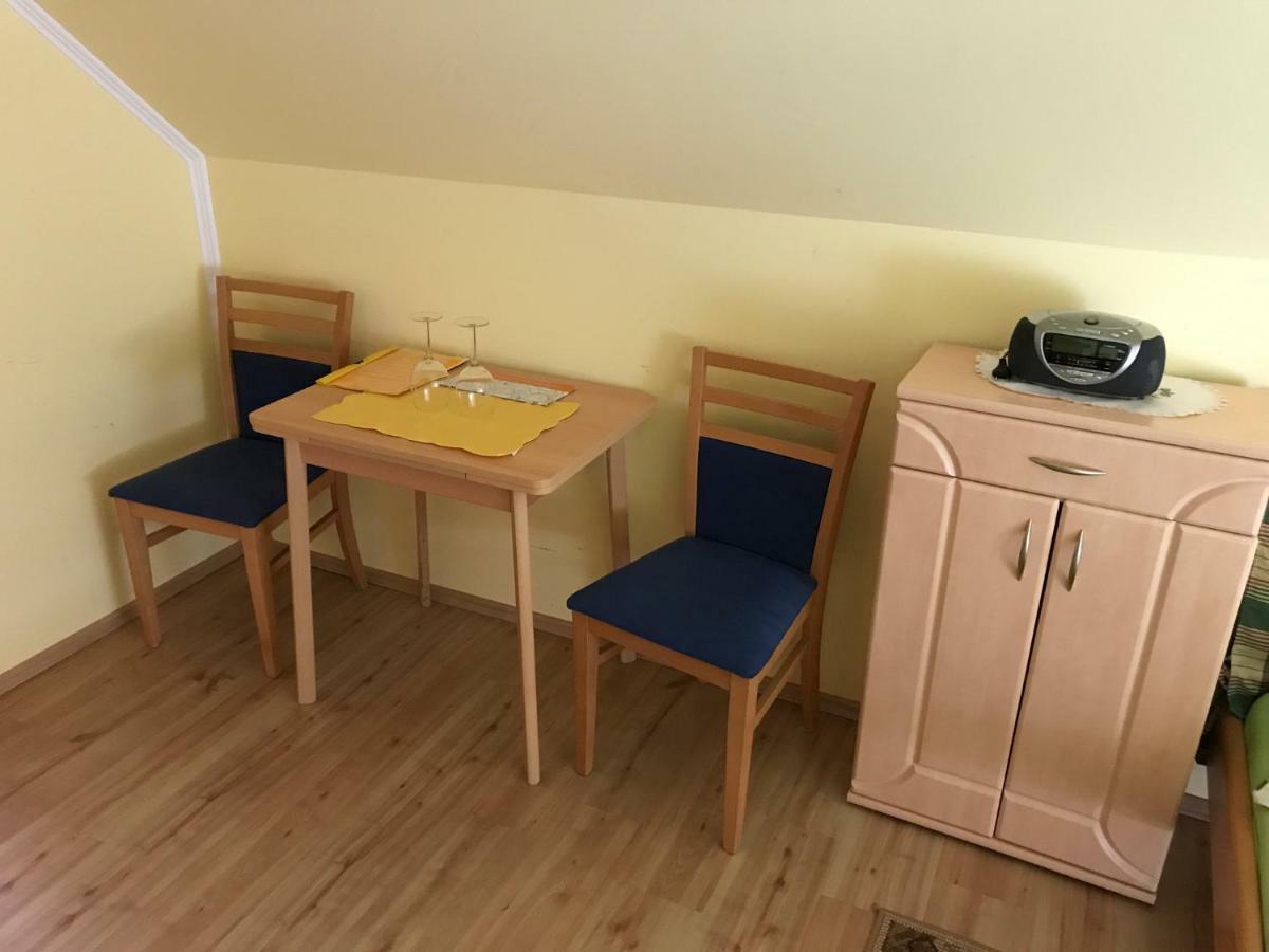 יאנרסדורף Gaestehaus Lindenhof מראה חיצוני תמונה